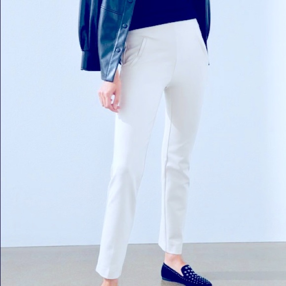 Chicos ankle pant thick stretch white cream color size .5